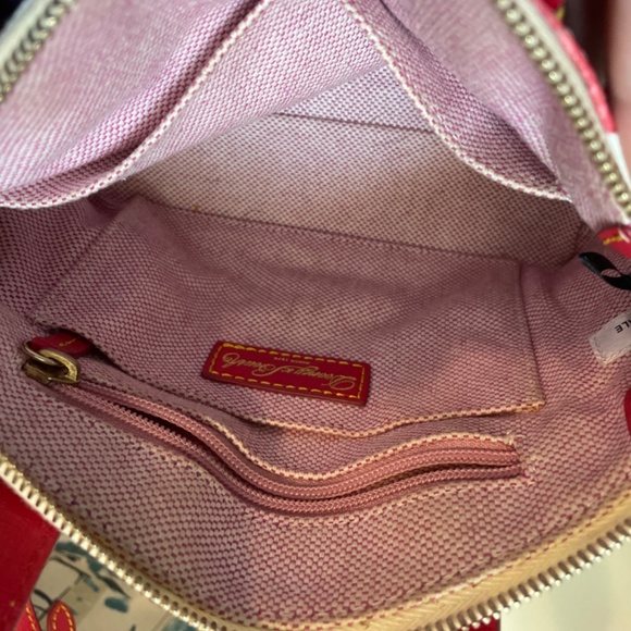 Dooney and Bourke MLB Boston Red Sox small satchel - Picture 4 of 5